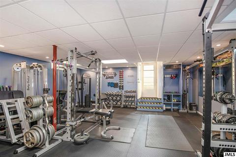 10252 Page Ave, Jackson, MI 49201 photo 22