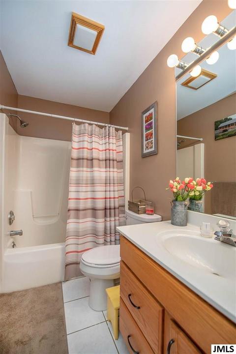 10252 Page Ave, Jackson, MI 49201 photo 16