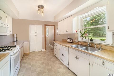 5000 Bennett Rd, Jackson, MI 49201 photo 8