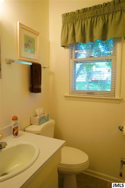 1954 Elmhurst Ln, Jackson, MI 49201 photo 13