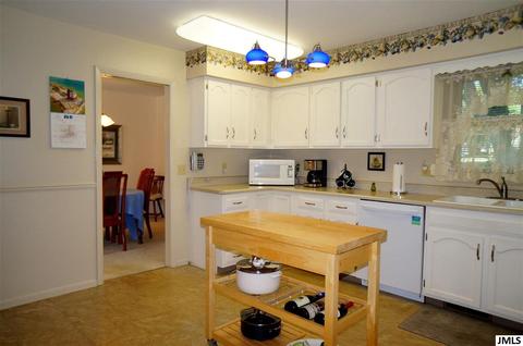 1954 Elmhurst Ln, Jackson, MI 49201 photo 6