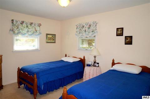 1954 Elmhurst Ln, Jackson, MI 49201 photo 18