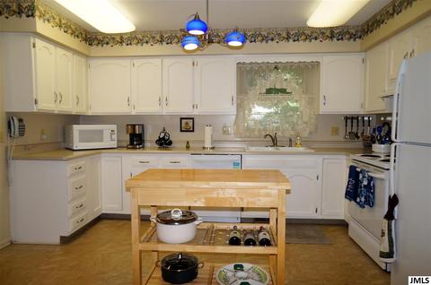 1954 Elmhurst Ln, Jackson, MI 49201 photo 5