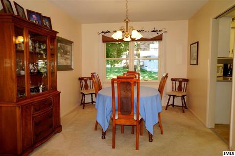 1954 Elmhurst Ln, Jackson, MI 49201 photo 9