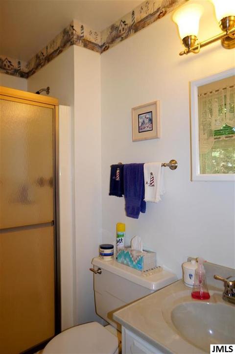 1954 Elmhurst Ln, Jackson, MI 49201 photo 16