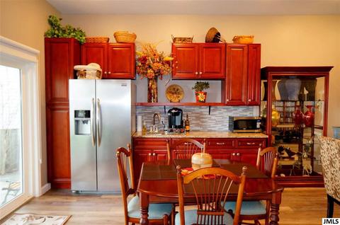 281 Edgewood Dr, Jackson, MI 49201 photo 21