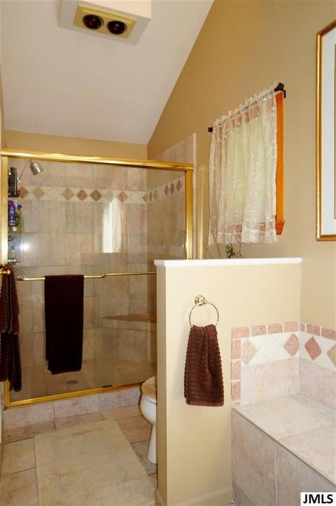 908 Briarcliff Rd, Jackson, MI 49203 photo 21