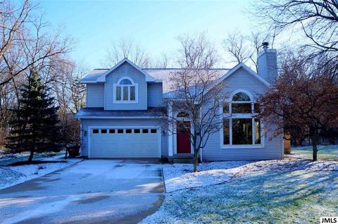 2203 Creglow Dr, Jackson, MI 49203 photo 1
