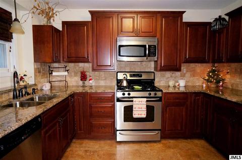 2203 Creglow Dr, Jackson, MI 49203 photo 7