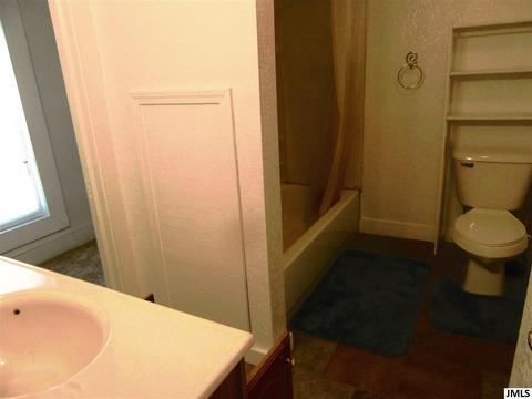 701 Seymour Ave, Jackson, MI 49202 photo 8