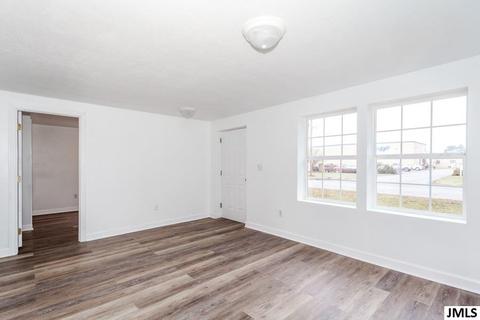 2435 W Argyle, Jackson, MI 49202 photo 5