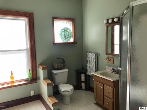 1212 4th St, Jackson, MI 49203 photo 9