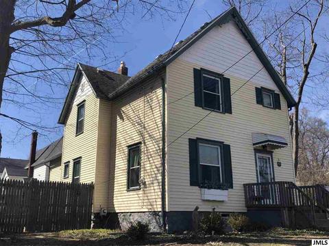 1212 4th St, Jackson, MI 49203 photo 1