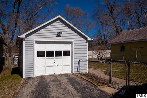 322 E Prospect St, Jackson, MI 49203 photo 3