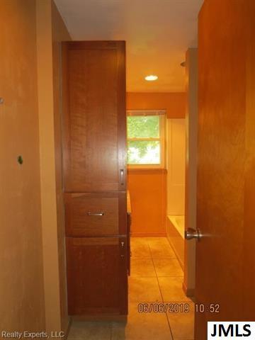 4604 Clark Lake Rd, Jackson, MI 49201 photo 9