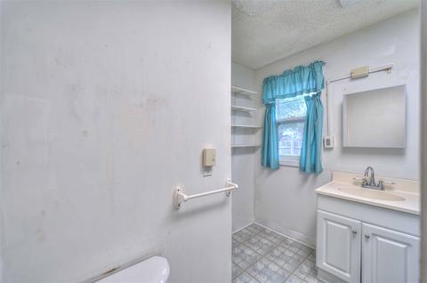 326 Clinton St, Jackson, MI 49201 photo 12