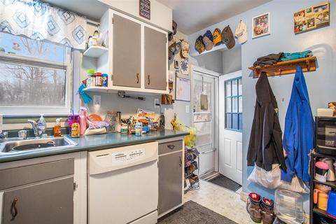 404 Thomas, Plainwell, MI 49080 photo 9