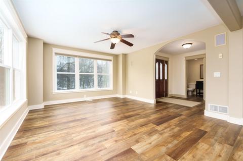 194 Hestia, Plainwell, MI 49080 photo 7