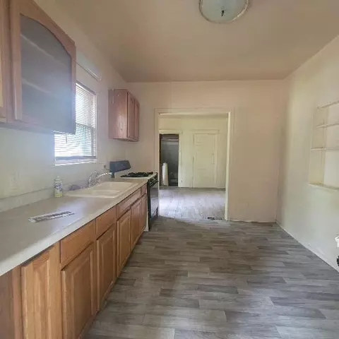 325 Union, Jackson, MI 49203 photo 4