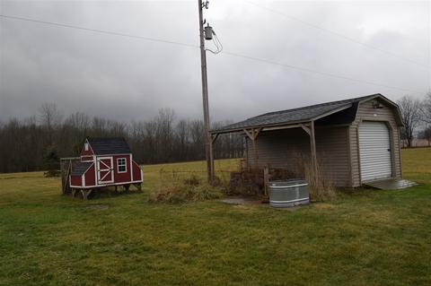 13592 Rs, Scotts, MI 49088 photo 5