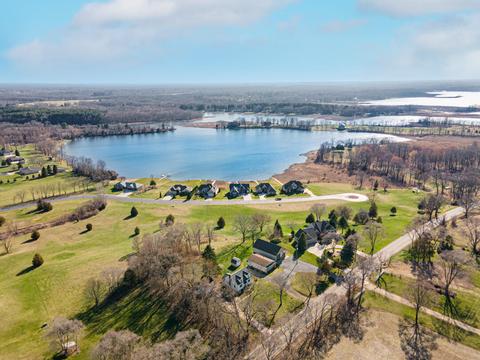 44 Coronado, Jackson, MI 49201 photo 10