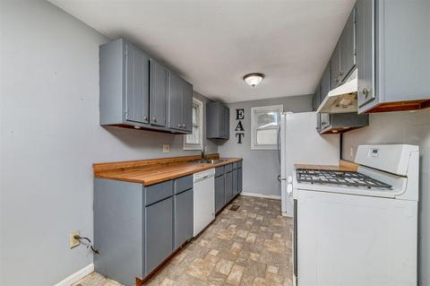 375 Kenneth, Plainwell, MI 49080 photo 11
