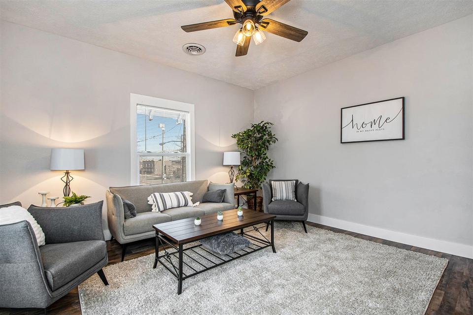  805 Cesar Chavez, Grand Rapids, MI 49503 photo 28