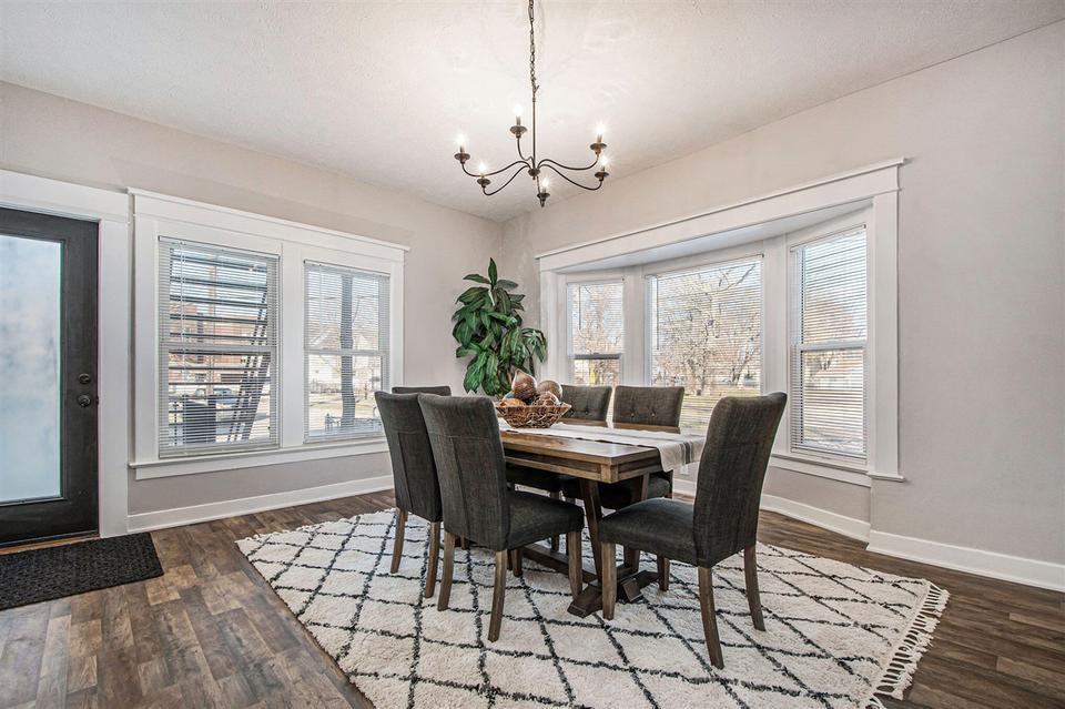  805 Cesar Chavez, Grand Rapids, MI 49503 photo 4