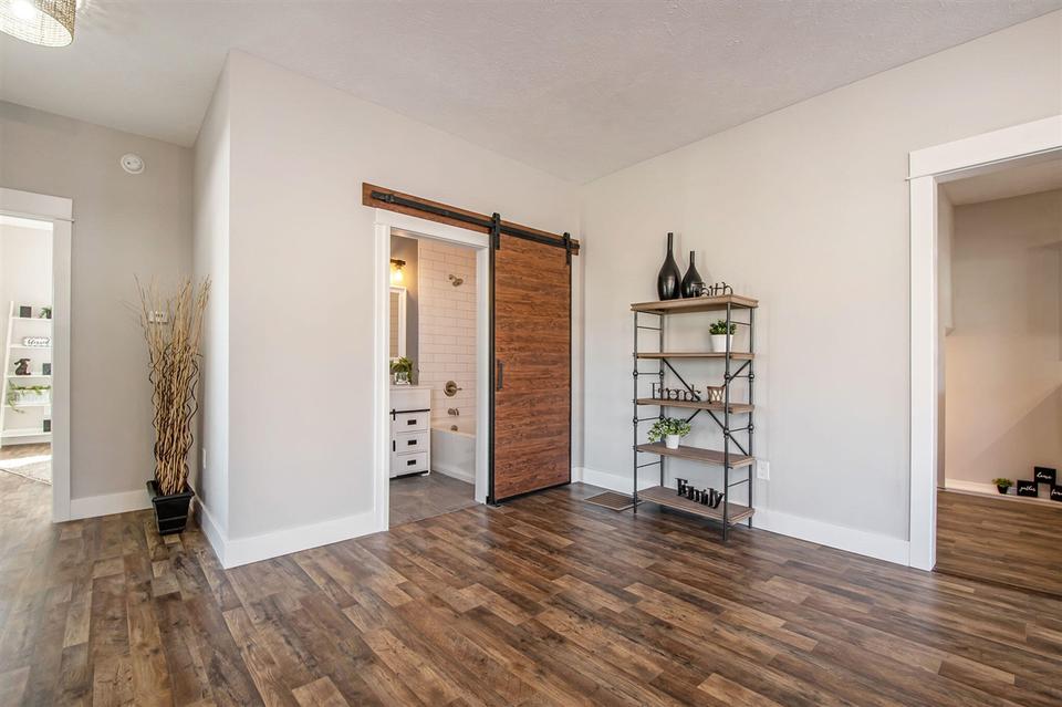  805 Cesar Chavez, Grand Rapids, MI 49503 photo 6