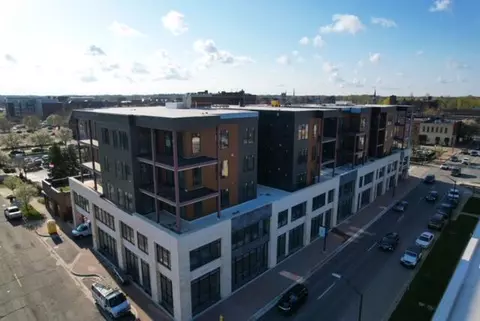 159 S S Riv #409, Holland, MI 49423
