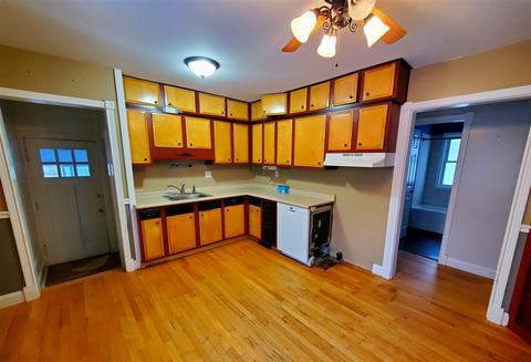 625 S Constantine, Three Rivers, MI 49093 photo 9