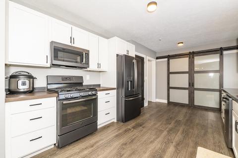 3514 Devonshire Ave, Kalamazoo, MI 49006 photo 9