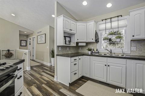 4054 Ronalds Rd, Dorr, MI 49323 photo 8