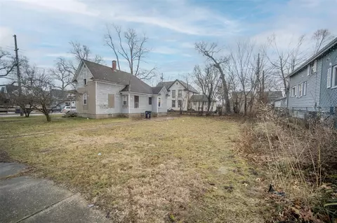 223 Holliday, Michigan City, IN 46360