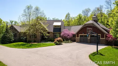 3541 54th, Hamilton, MI 49419