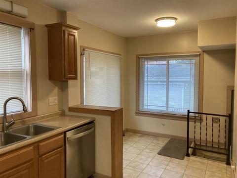 110 W 3rd, Buchanan, MI 49107 photo 4
