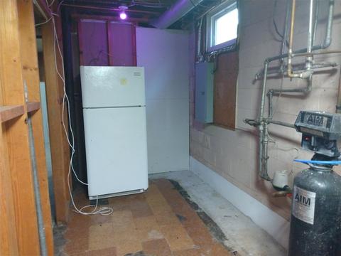 110 W 3rd, Buchanan, MI 49107 photo 32