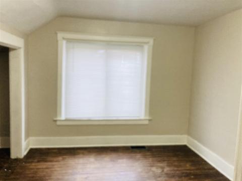 110 W 3rd, Buchanan, MI 49107 photo 21