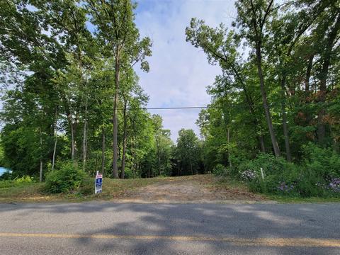 357 North, Ionia, MI 48846