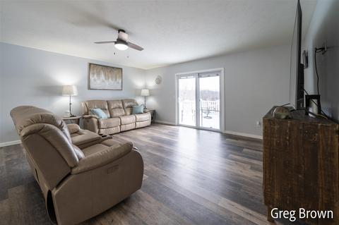 817 11th St, Plainwell, MI 49080 photo 14