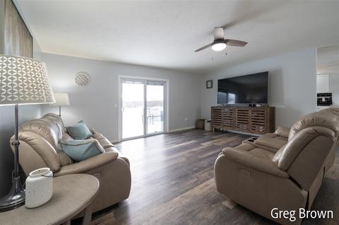 817 11th St, Plainwell, MI 49080 photo 12