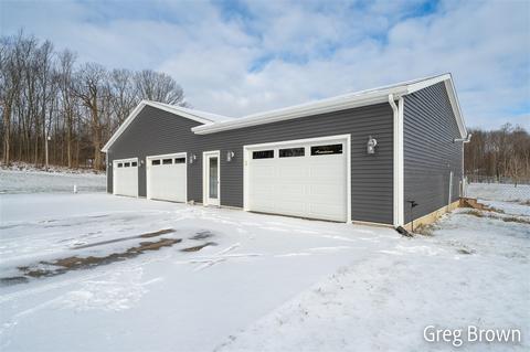 817 11th St, Plainwell, MI 49080 photo 57