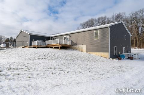 817 11th St, Plainwell, MI 49080 photo 65