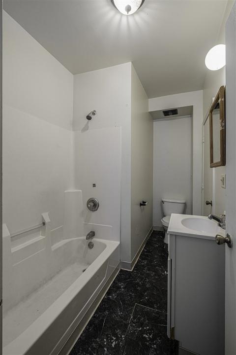 116 W Biddle St, Jackson, MI 49203 photo 11