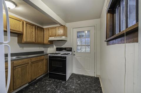 116 W Biddle St, Jackson, MI 49203 photo 4