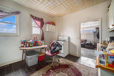 519 N Blackstone St, Jackson, MI 49201 photo 12