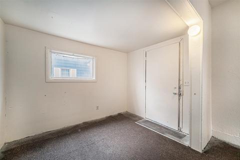 519 N Blackstone St, Jackson, MI 49201 photo 6