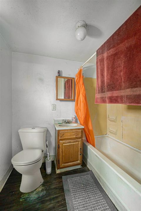 519 N Blackstone St, Jackson, MI 49201 photo 13