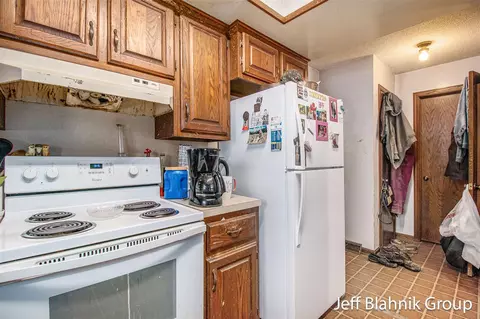 2430 Honey, Ada, MI 49301 photo 25