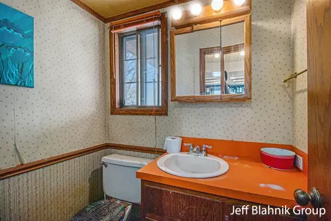 2430 Honey, Ada, MI 49301 photo 27
